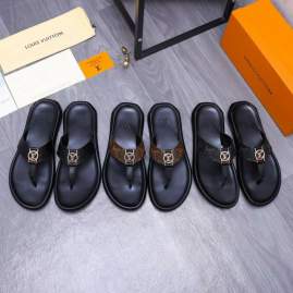Picture of Louis Vuitton Slippers _SKULVsz38-45Variousstylesjyh0359853